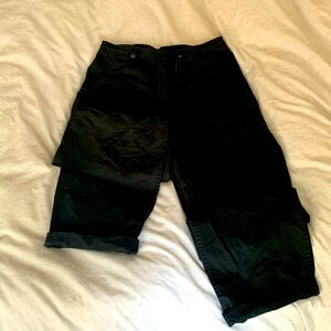 Brandy Melville black cargo pants in EUC